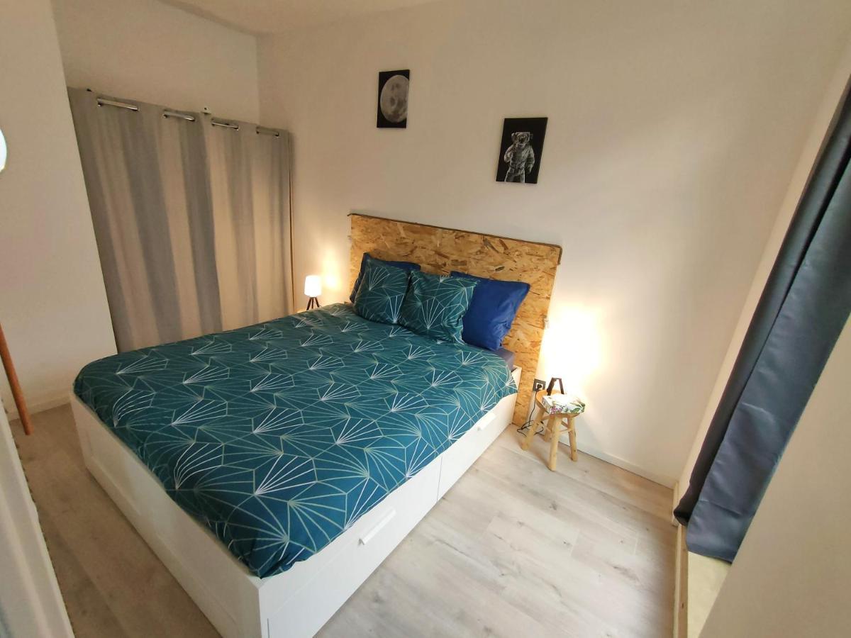 Patio Cosy Apartment Thizy-les-Bourgs ภายนอก รูปภาพ